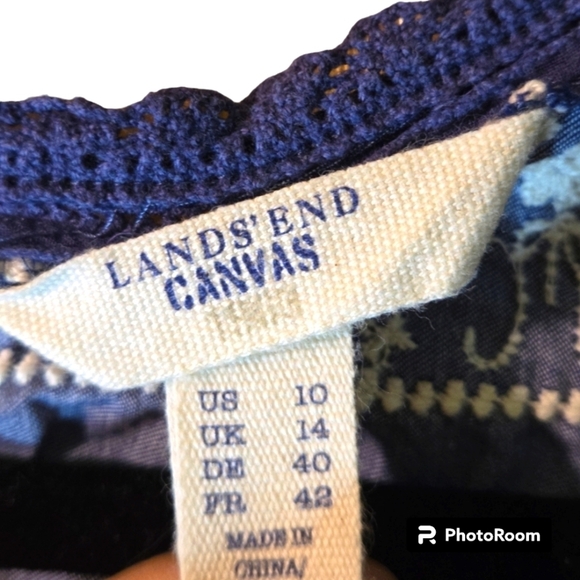 Lands End Canvas Embroidered Floral Top Size 10 - Picture 3 of 7